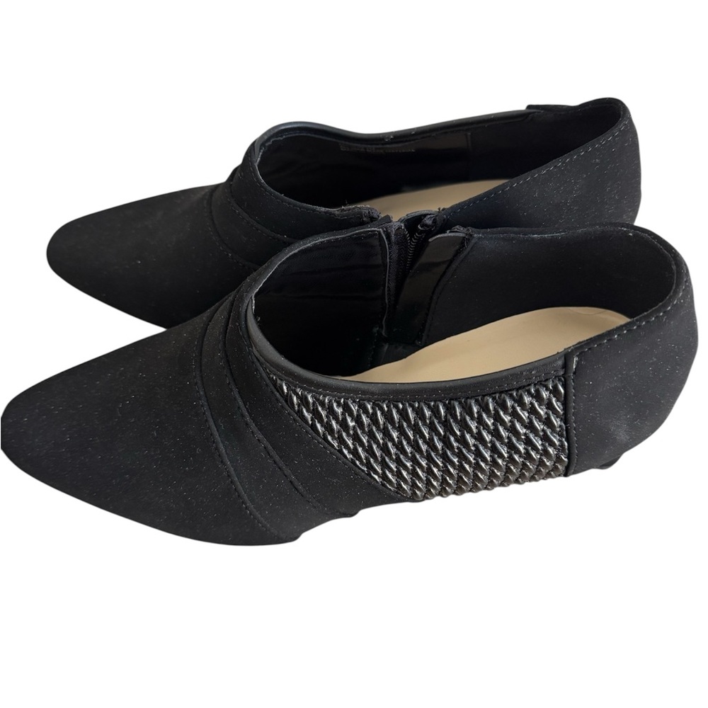 Andiamo Women's Black Vegan Suede Side zipper Ankle Booties New